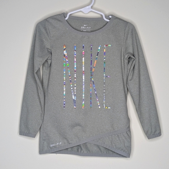 Nike Athletic Shirt 2T - Picture 1 of 4